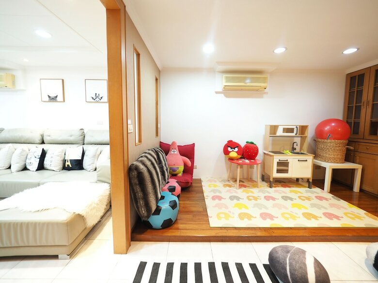 Apartamentos Next To Linjiang Night Market