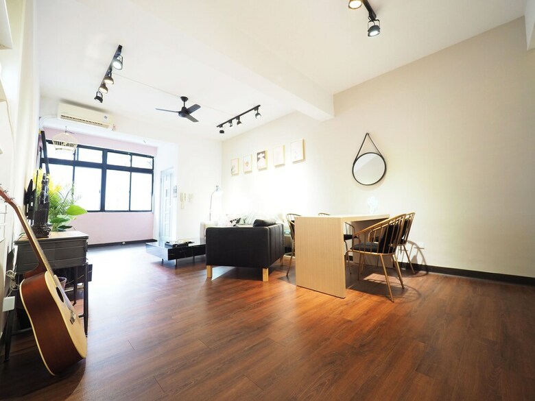 Hotel Near Stayreal Location