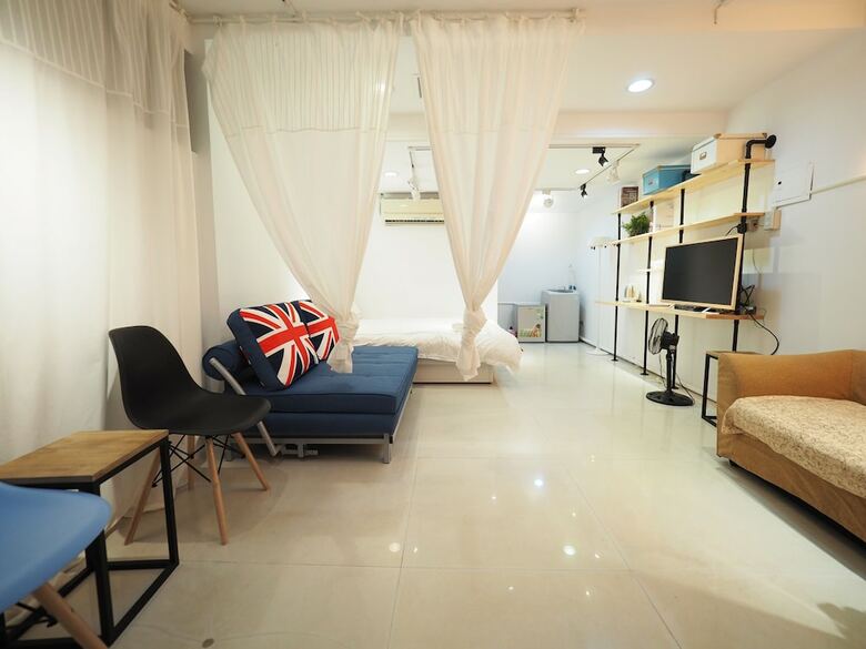 Hotel Near Stayreal Location