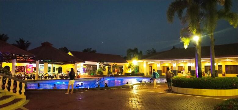 Subic Waterfront Resort And Hotel