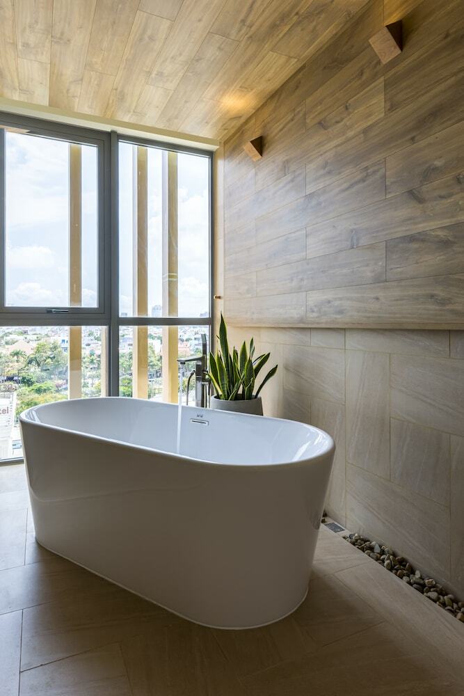 Hotel Fusion Suites Vung Tau