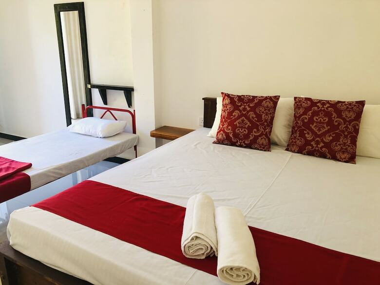 Hotel Rich Daziro