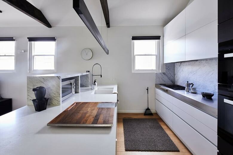 Stunning 2 Bedroom Home In Albert Park