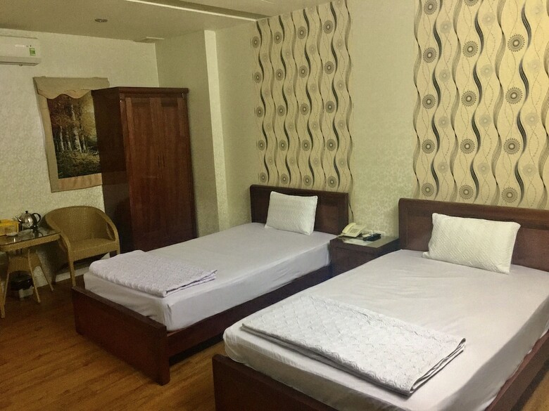 Ngoc Lan Hotel