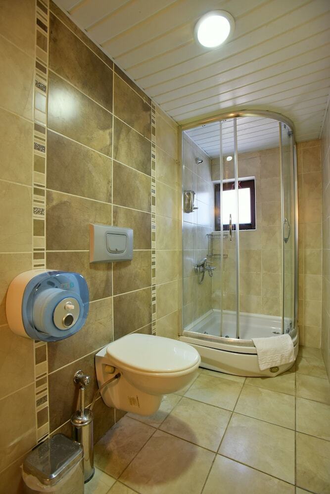 Cicerone Lodge Hotel