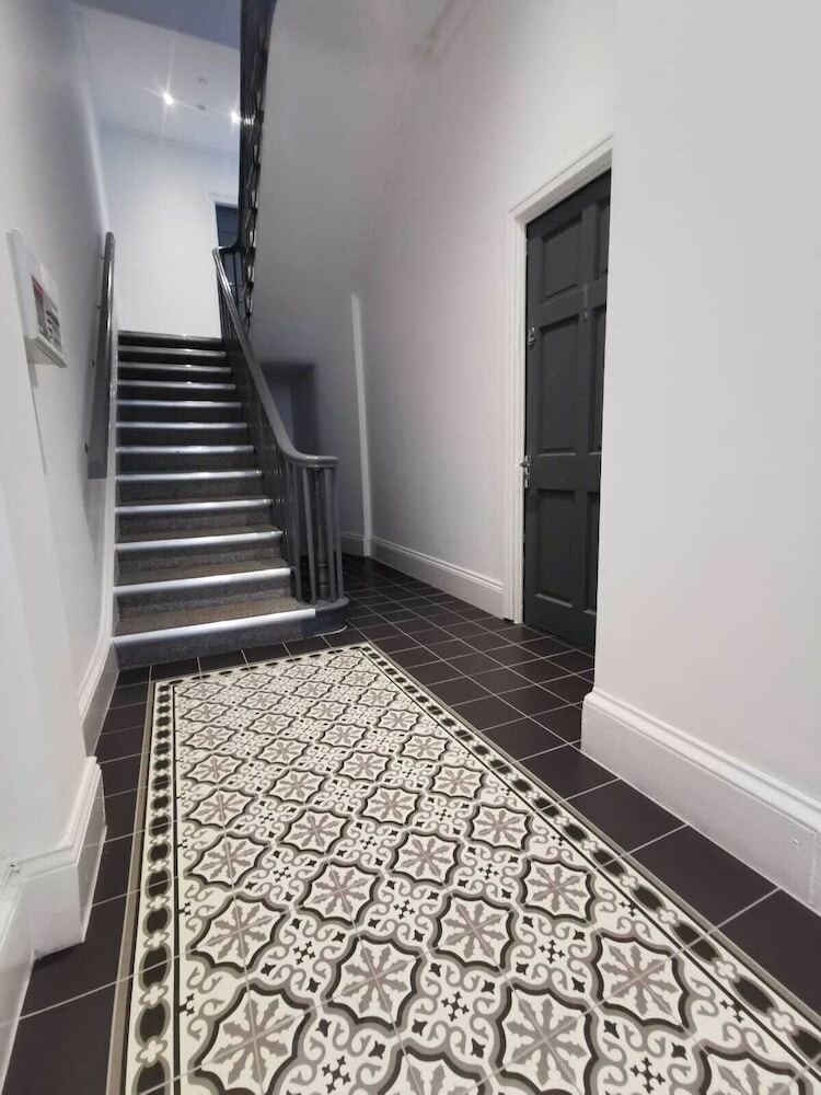 Belvidere Apartments By Top House