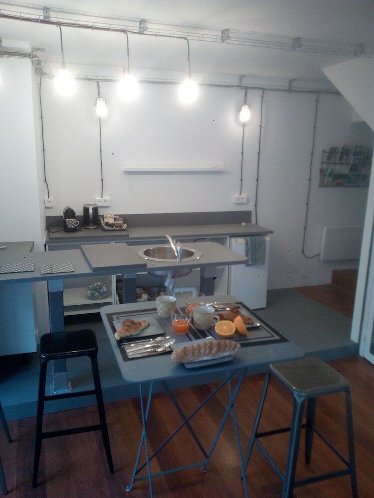 Hotel Le C De Privas