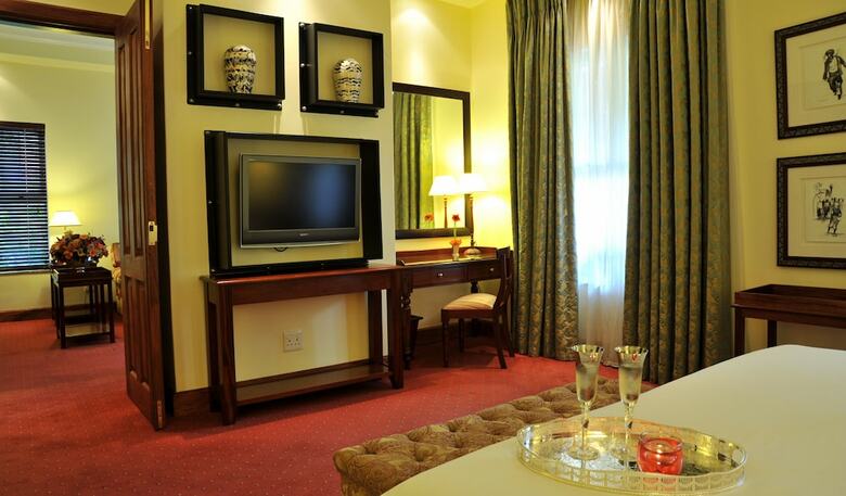 Faircity Quatermain Hotel