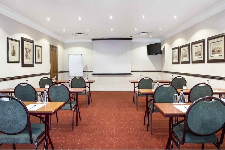 Faircity Quatermain Hotel