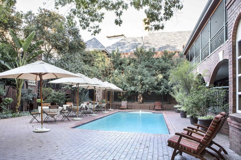 Faircity Quatermain Hotel
