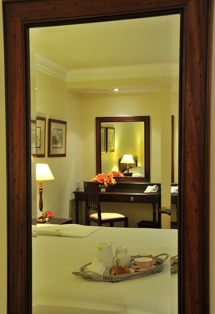 Faircity Quatermain Hotel