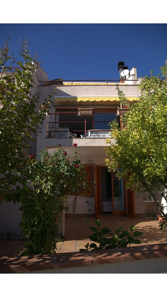 Apartamentos Margaret's House And Pool