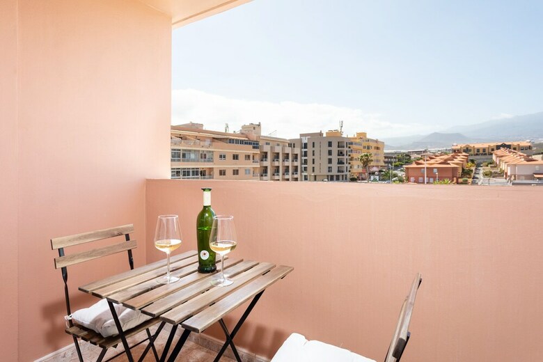 El M�dano Yellow Sand Apartment, Downtown, Beach And Sun