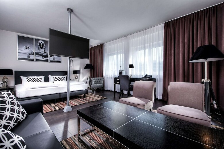 Hotel Wyndham Stuttgart Airport Messe