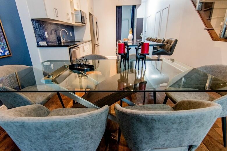 Designer Luxury 3 Bedroom Townhouse