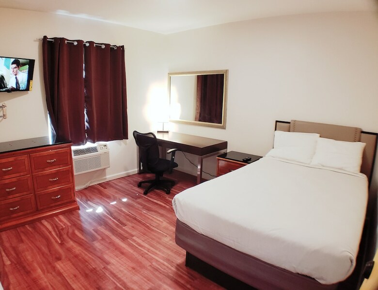 Hostal Anchor Pointe Inn