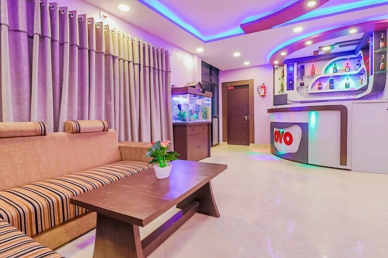 Oyo 696 Hotel Tirupati