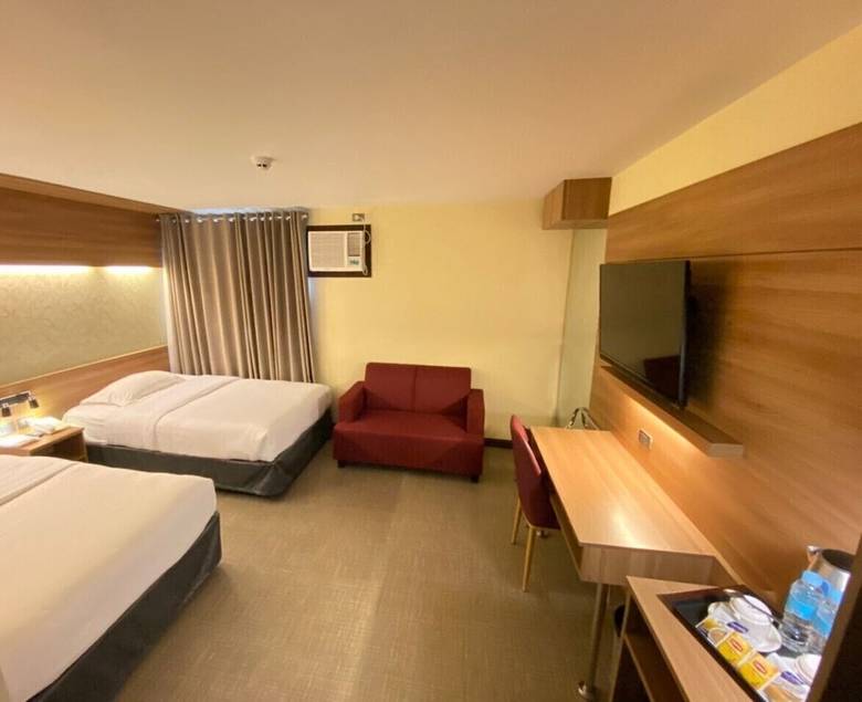 Hotel L Meridian Suites