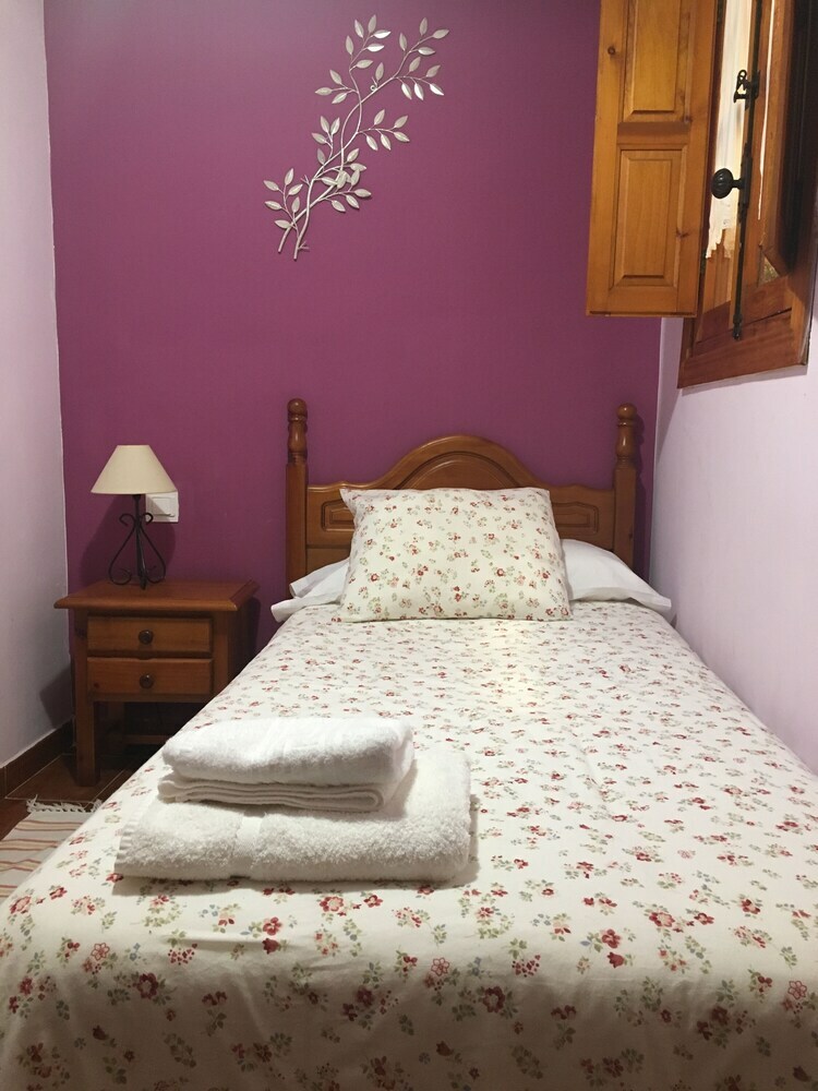 Apartamentos Alojamientos El Horno