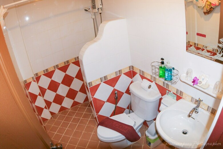 Thip Residence Boutique Hotel