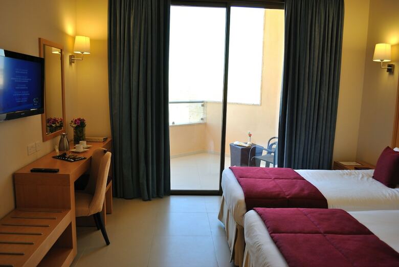 Hotel Ramada Resort By Wyndham Dead Sea