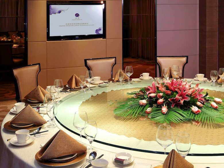 Hotel Grand Mercure Jinan Sunshine