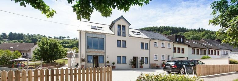 Landhaus Meerfeld - Ferienwohnungen