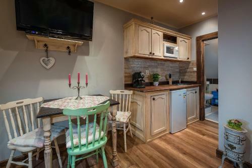 Hostal Vila House Family