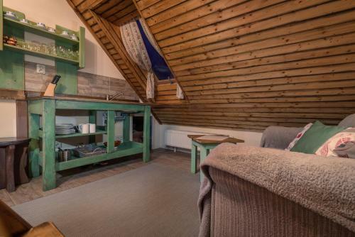 Hostal Vila House Family