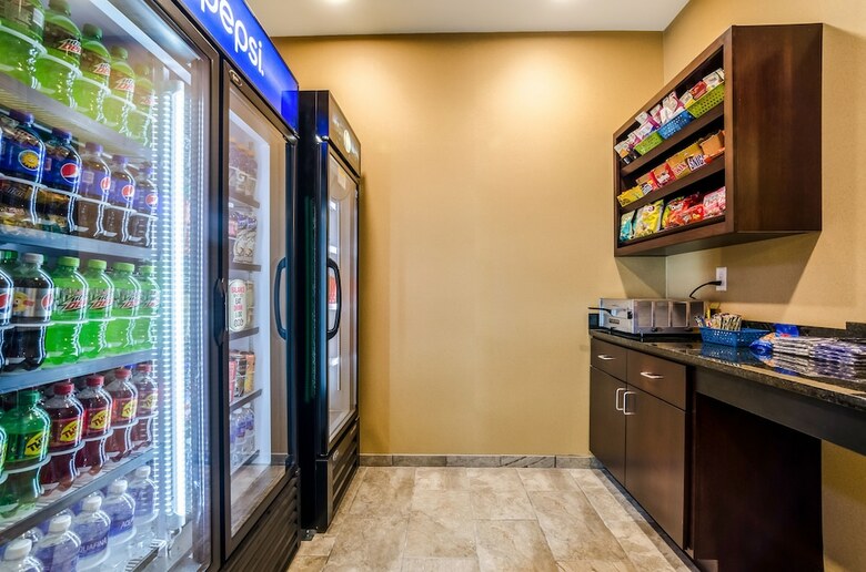 Hotel Cobblestone Inn & Suites - Holdrege