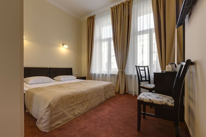 Hotel Solo On Liteyny