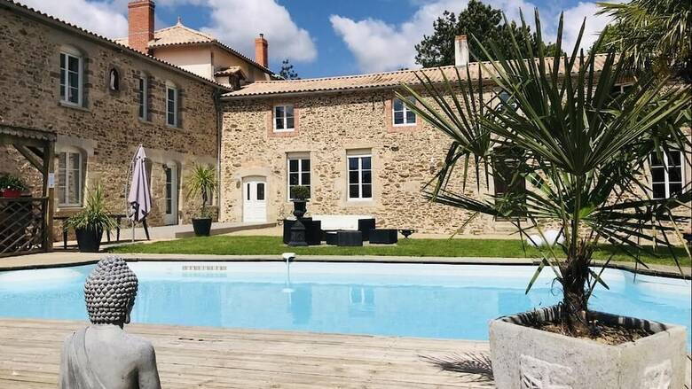 Hotel Logis de La Clarti�re