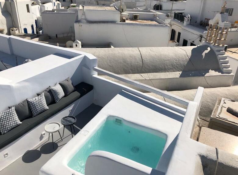 Villa Roofs Of Chora, Townhouse With Rooftop Pool - Adults Only