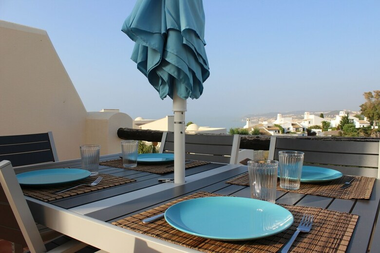 Apartamentos �tico Duplex En Casares M�laga