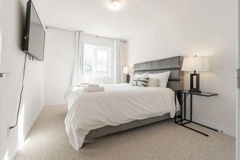 Luxurious Four Bedroom Townhouse