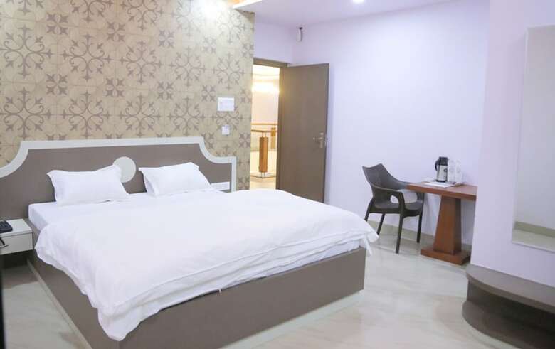 Hotel Saraogi Palace