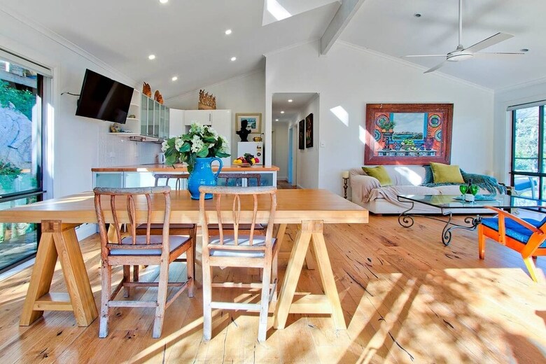 3br Oasis With Stunning Views And Parking