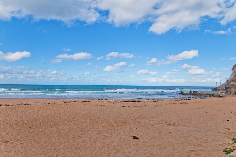 3br Oasis With Stunning Views And Parking