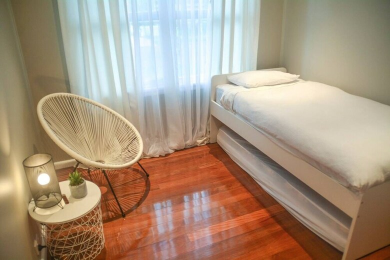 3 Br Home Close To Eastern Creek, Western Sydney