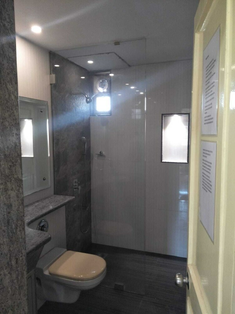 Apartamento Beautiful Balconied 2-bed Flat