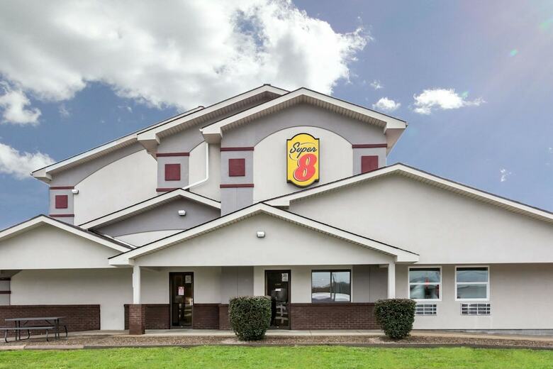 Hotel Super 8 By Wyndham Summersville