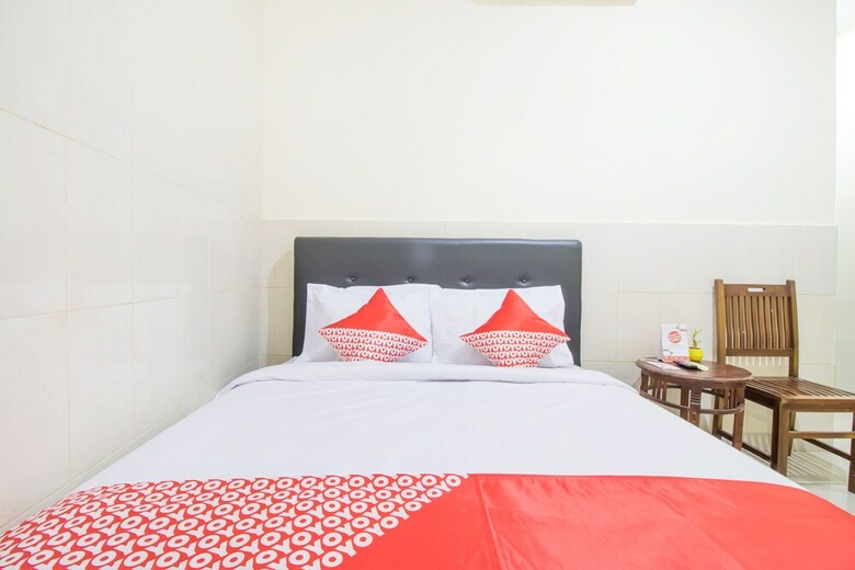 Hostal Oyo 2836 Sekar Sari Residence