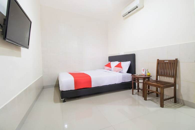 Hostal Oyo 2836 Sekar Sari Residence