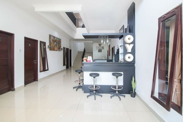 Hostal Oyo 2836 Sekar Sari Residence