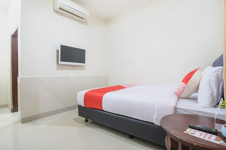 Hostal Oyo 2836 Sekar Sari Residence