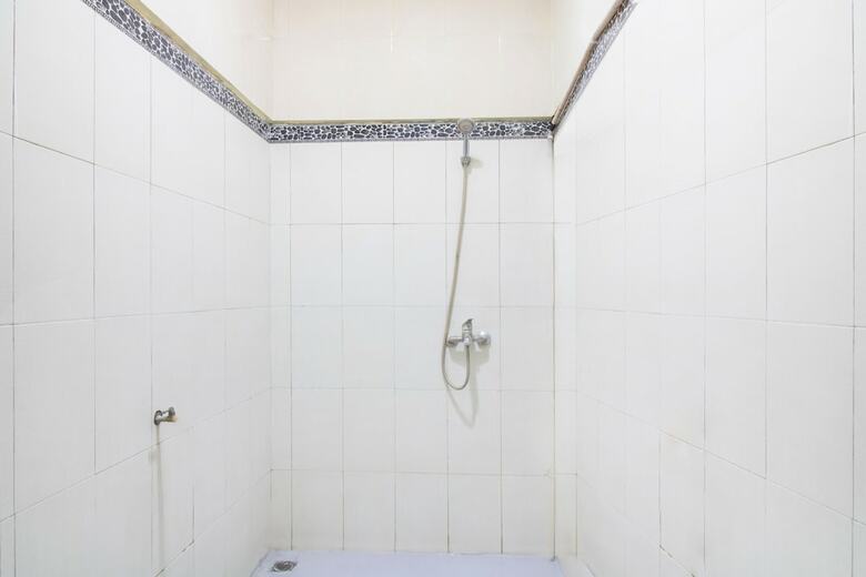 Hostal Oyo 2836 Sekar Sari Residence