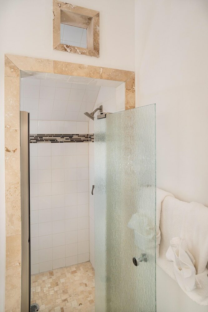 Holly House