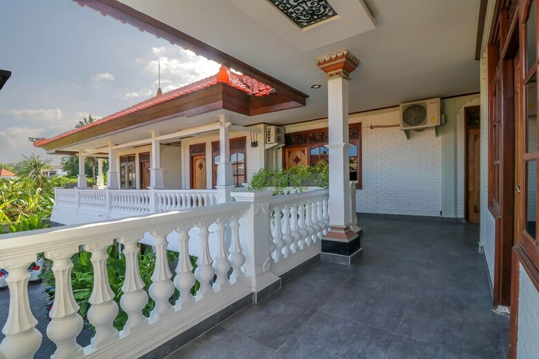 Hotel Oyo 2679 Exis Tropical And Spa