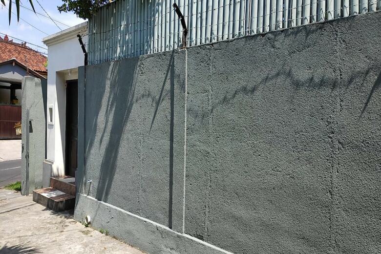 Hostal Oyo 2542 Villa Iluka 2