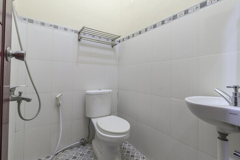 Hostal Oyo 2814 Debitos Hotel
